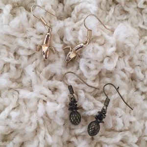 🍌🍍fruit earrings🍌🍍(2 pairs)